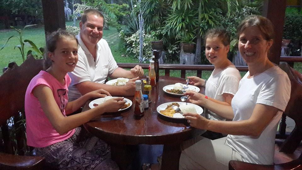 Baansuan Lychee Maeklong Resort Ampawa Amphawa Eksteriør billede
