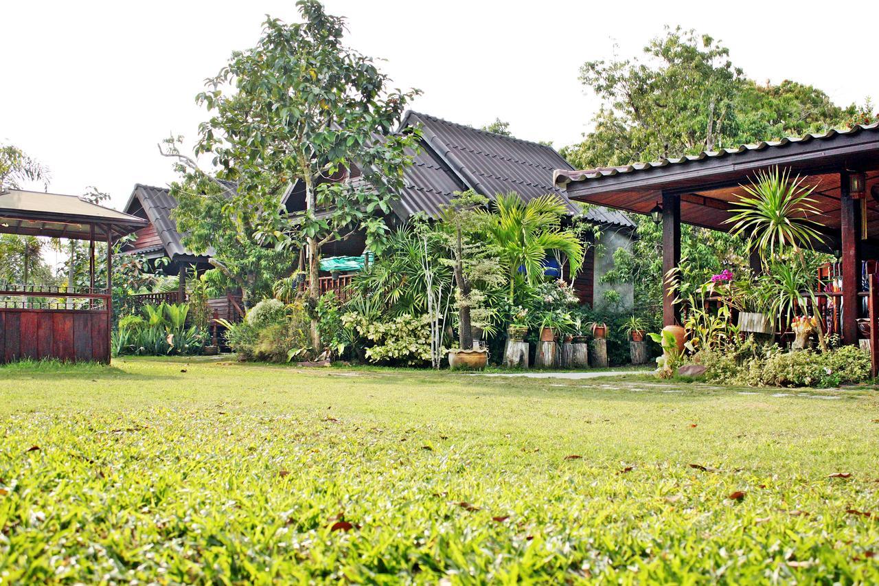 Baansuan Lychee Maeklong Resort Ampawa Amphawa Eksteriør billede