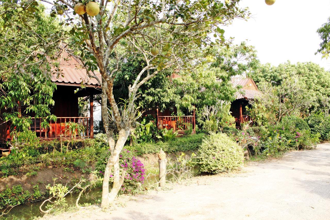 Baansuan Lychee Maeklong Resort Ampawa Amphawa Eksteriør billede
